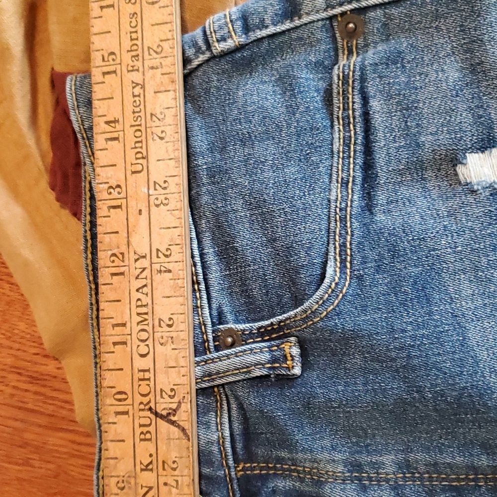 Universal thread Bermuda denim shorts - Picture 10 of 10